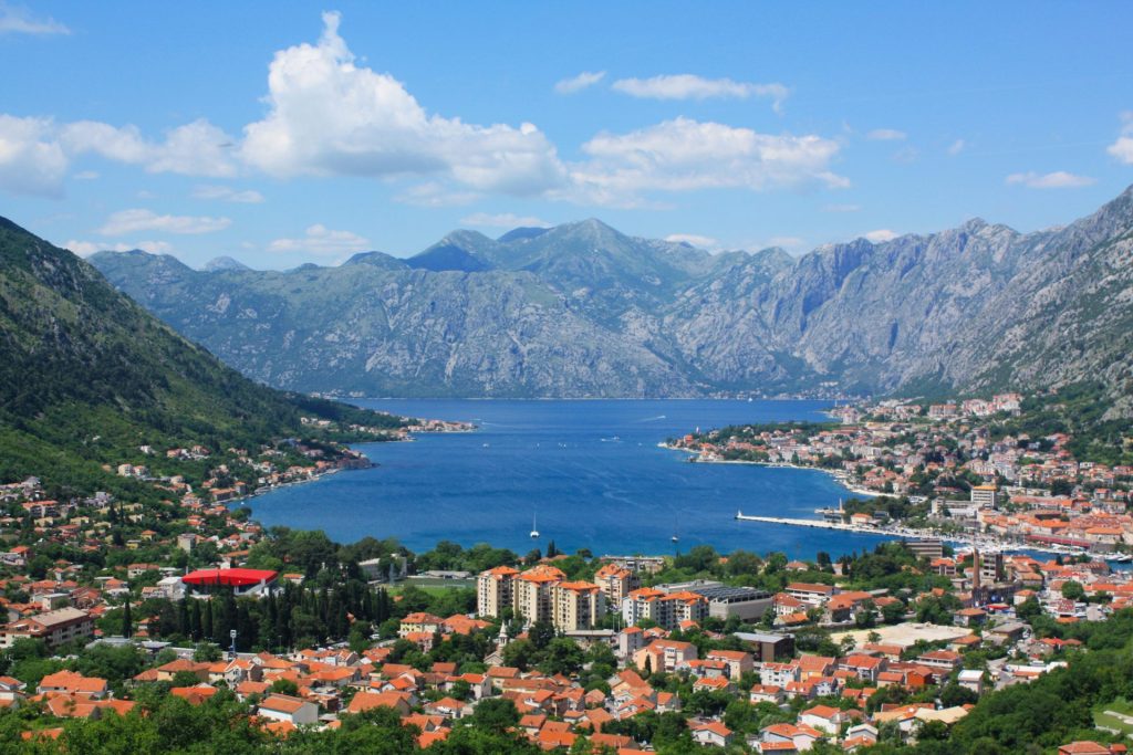 Какой город выбрать для отдыха в Черногории